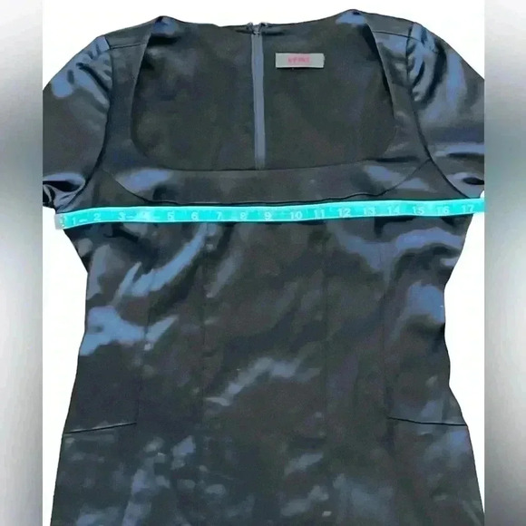 REISS black knee length Cocktail Dress. 3/4 sleeves with gorgeous details. - Picture 3 of 7